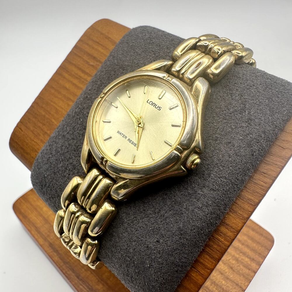 Lorus LR0090 Women's Gold Tone Quartz Analog Bracelet Watch